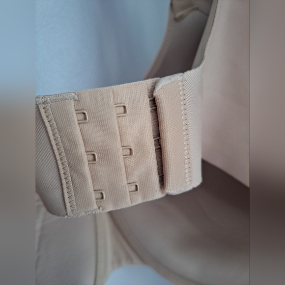 Seamless Underarm-Smoothing Comfort Underwire Lightly Lined T-Shirt Bra 42DDD - Picture 5 of 8